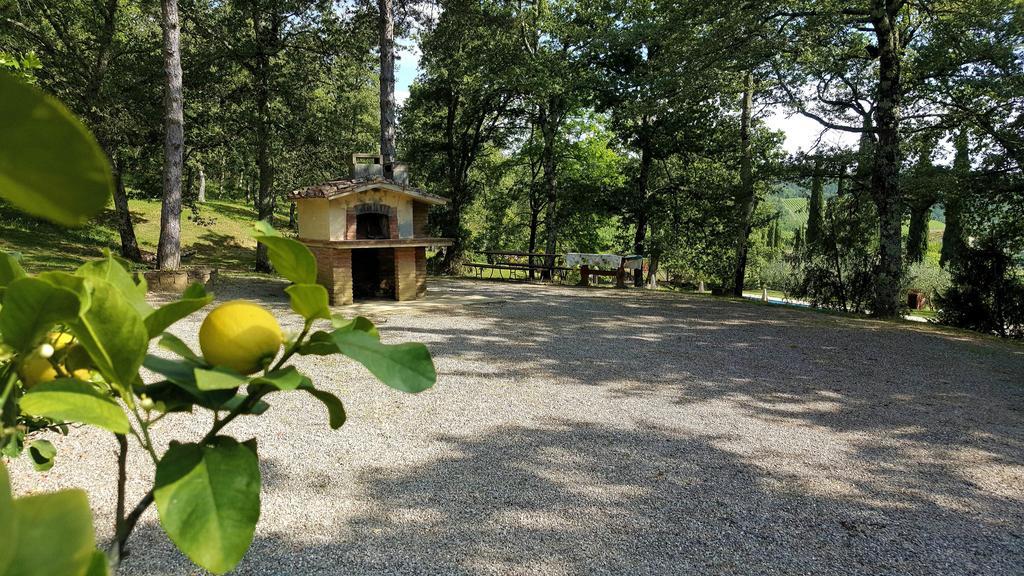 ראדה אין קיאנטי Holiday House Le Selvole מראה חיצוני תמונה